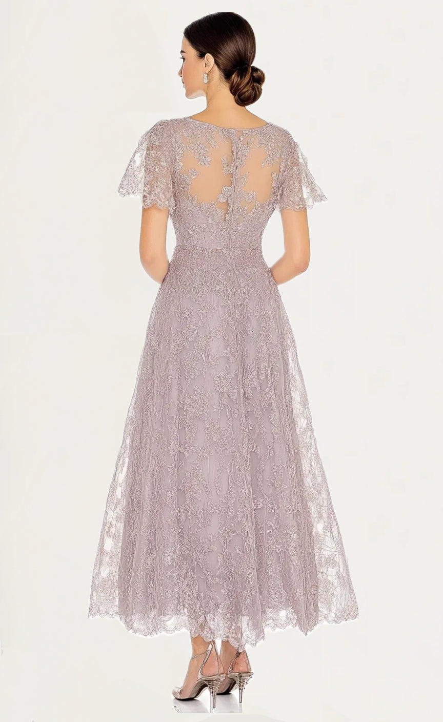 Round Neck Lace Applique A-Line Midi Mother Of The Bride Dresses